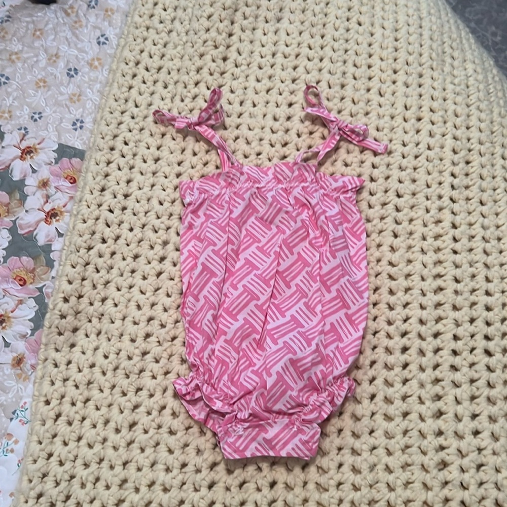 TBBC Pink & White Woven Basket Pattern Tie Bubble